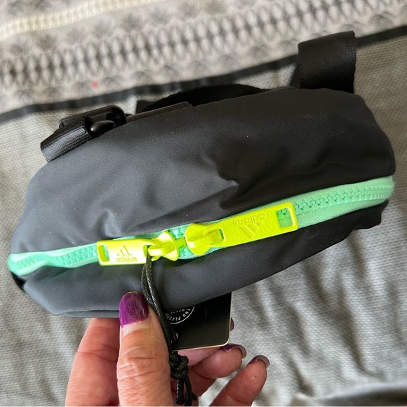 Adidas Linear 3 Mini Backpack - Picture 5 of 5